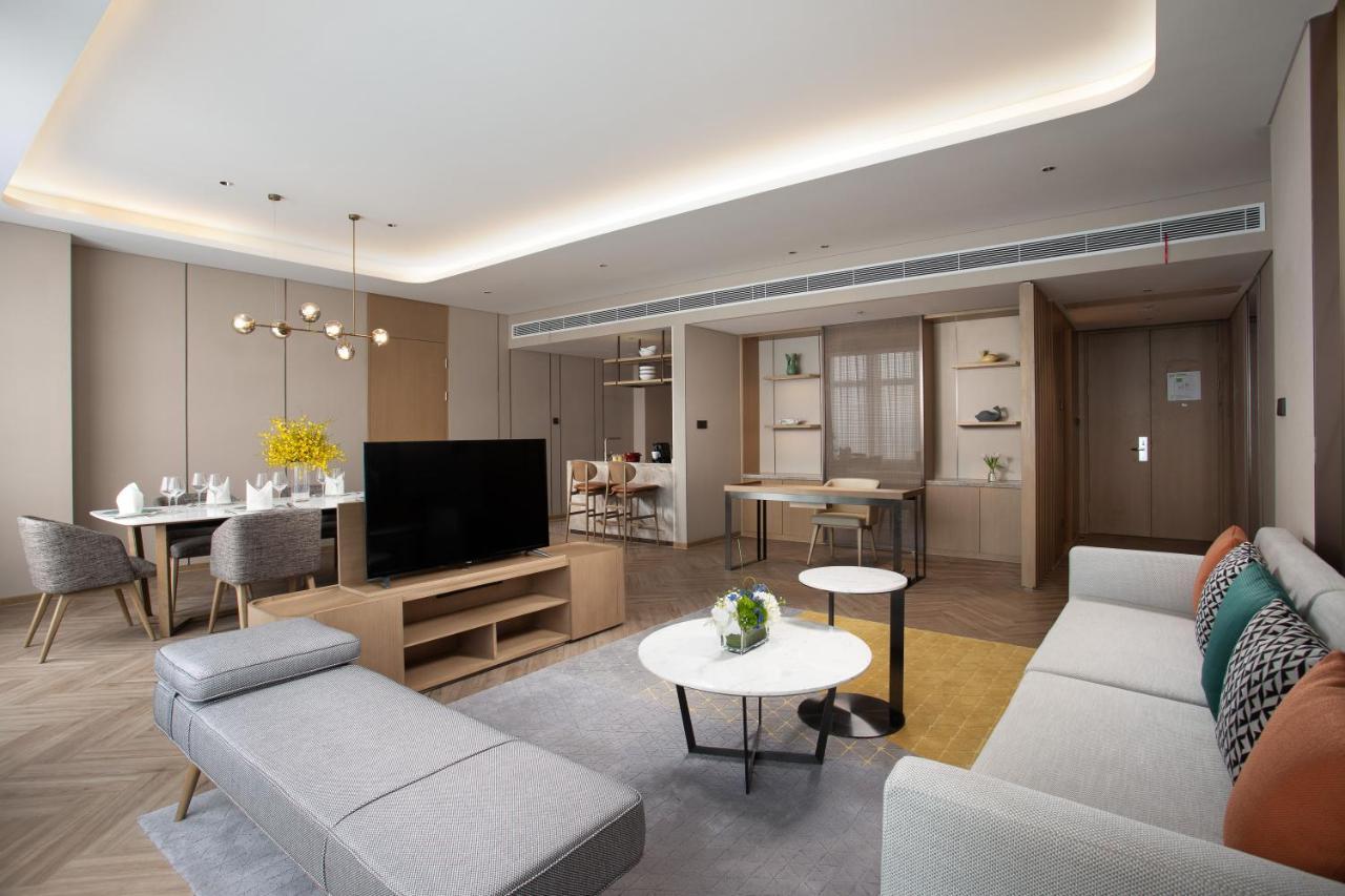 Holiday Inn Wuxi Central Station By Ihg Exterior foto